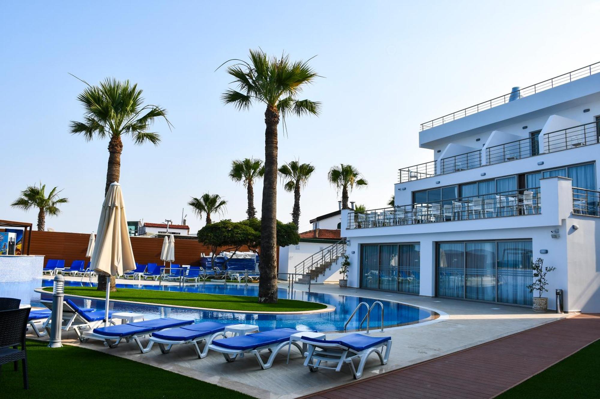 Mimoza Beach Hotel Agios Sergios Bagian luar foto